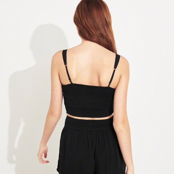 Hollister crop top - Picture 2 of 3